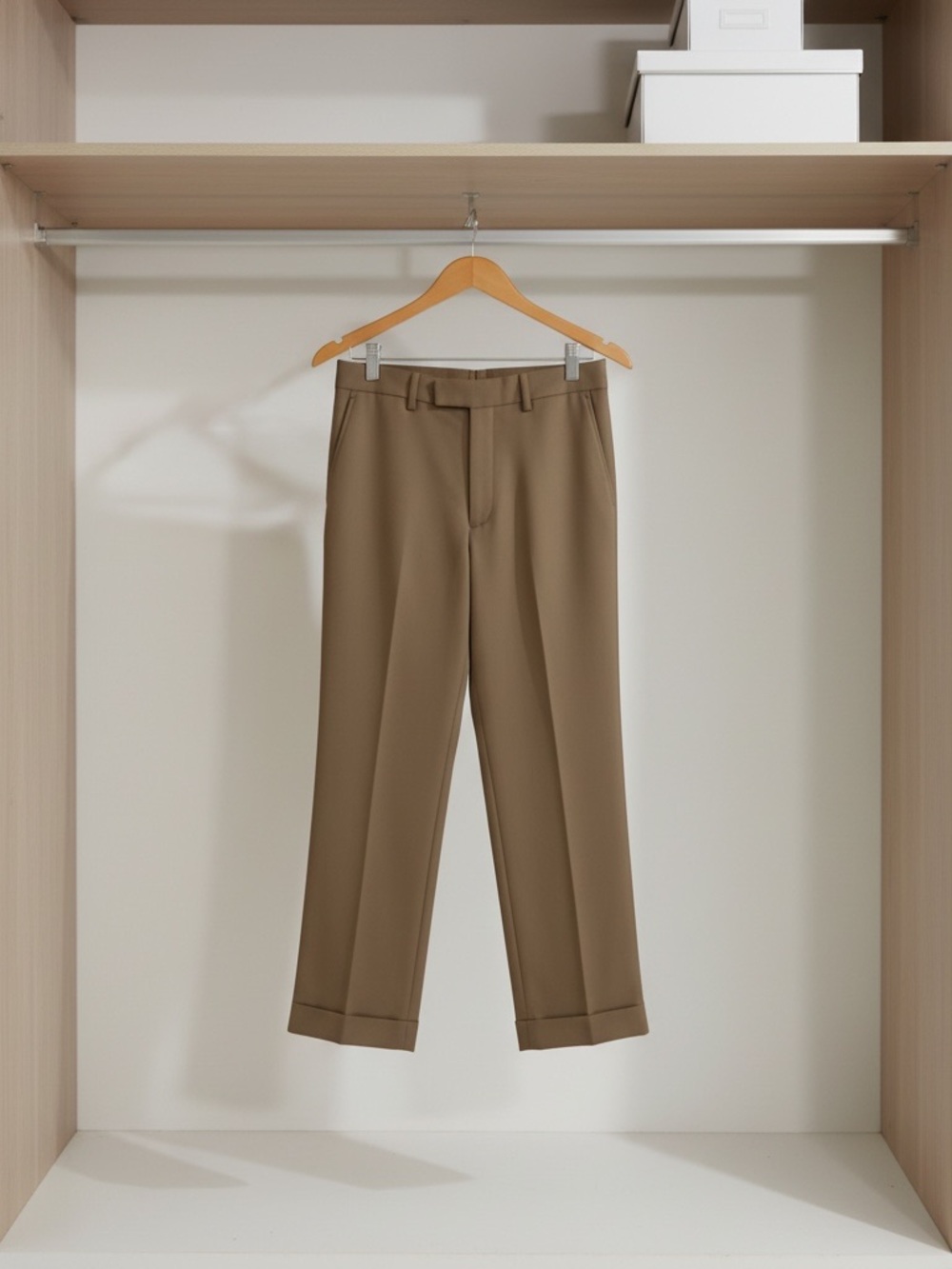 Haggar Men's Straight-Leg Dress Pants in Taupe Brown